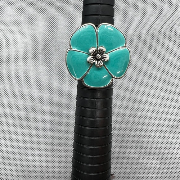 Premier Designs Silver Plate Turquoise Aqua Enamel Flower Statement Ring NIB - Picture 4 of 9